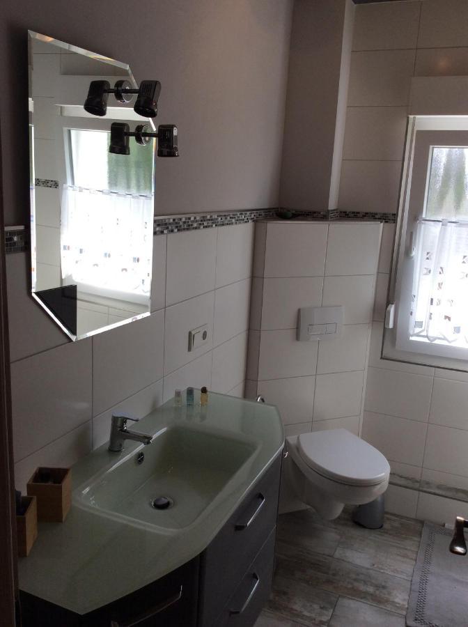 Ferienwohnung A&K บอททรอพ ภายนอก รูปภาพ
